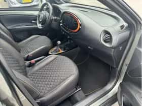 Toyota Aygo X (2022) thumbnail 10
