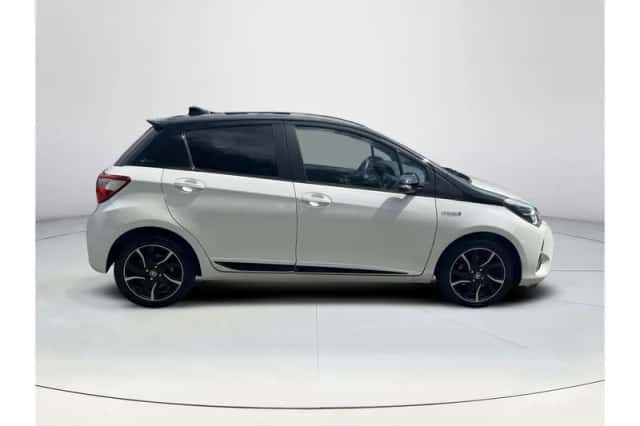 Toyota Yaris (2019) thumbnail 6