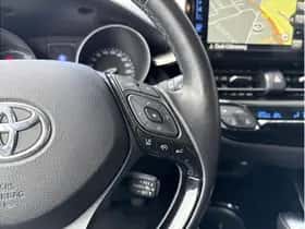 Toyota C-HR (2019) thumbnail 21