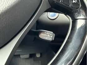 Toyota C-HR (2019) thumbnail 22