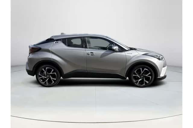 Toyota C-HR (2019) thumbnail 6