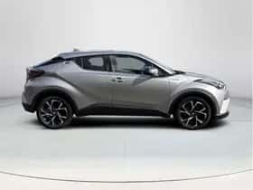 Toyota C-HR (2019) thumbnail 6