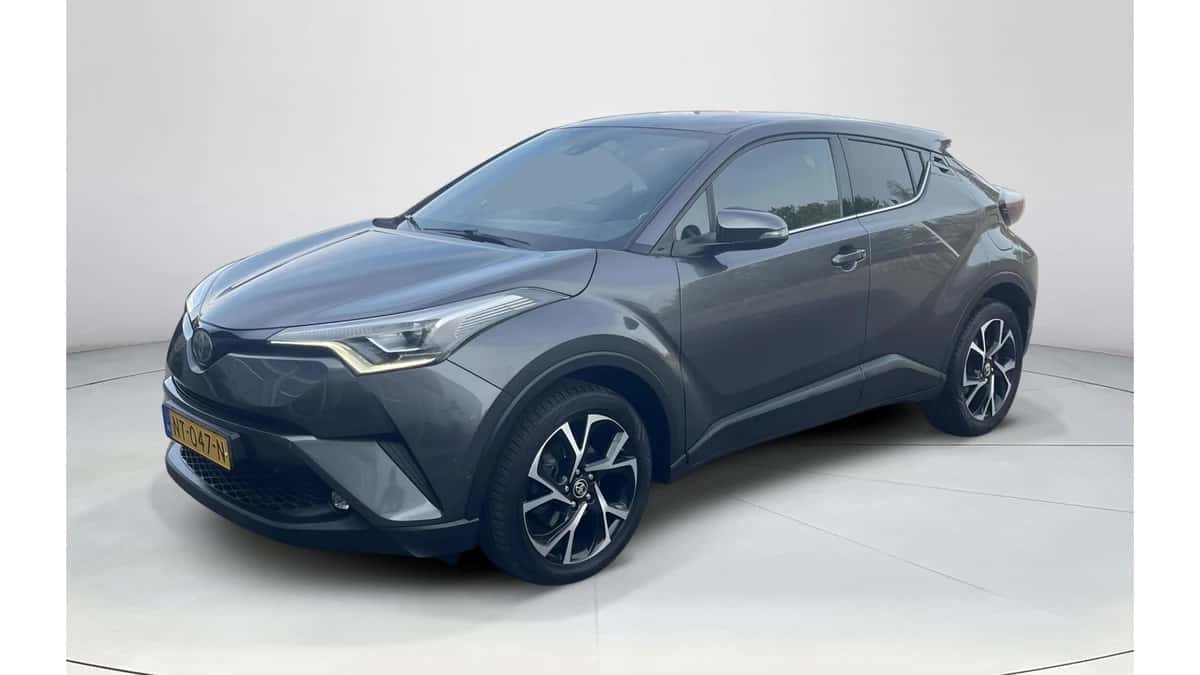 Toyota C-HR (2017) — foto 1