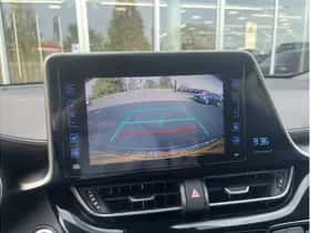 Toyota C-HR (2017) thumbnail 23