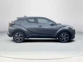 Toyota C-HR (2017) thumbnail 6