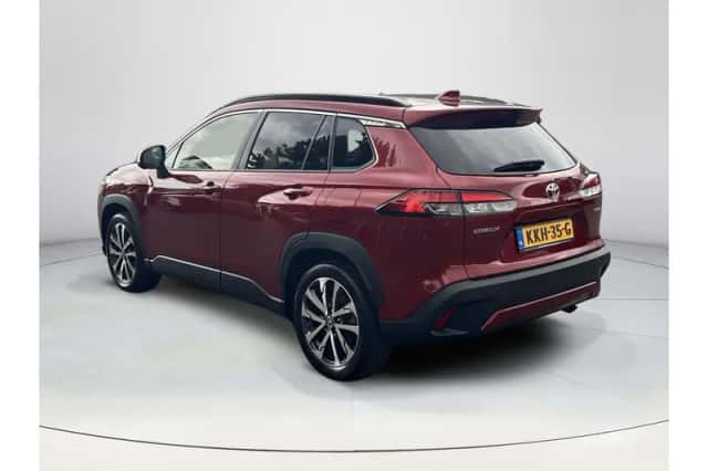 Toyota Corolla (2024) thumbnail 3
