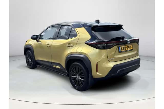 Toyota Yaris Cross (2022) thumbnail 3