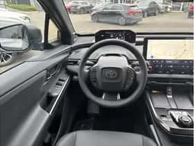 Toyota bZ4X (2025) thumbnail 16
