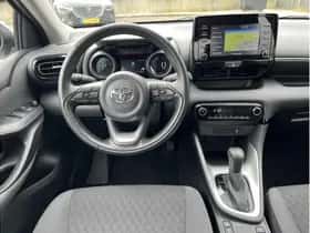 Toyota Yaris (2022) thumbnail 15