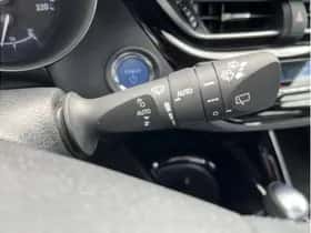 Toyota C-HR (2022) thumbnail 26