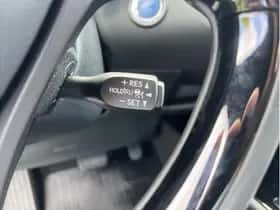 Toyota C-HR (2022) thumbnail 29
