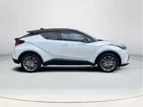 Toyota C-HR (2022) thumbnail 6
