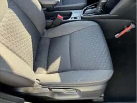 Toyota Yaris Cross (2025) thumbnail 17