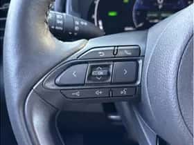 Toyota Yaris Cross (2025) thumbnail 23