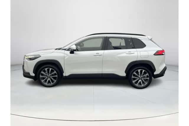 Toyota Corolla (2022) thumbnail 2