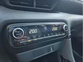 Toyota Yaris (2021) thumbnail 19