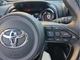 Toyota Yaris (2021) thumbnail 21