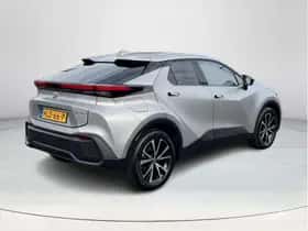 Toyota C-HR (2025) thumbnail 5