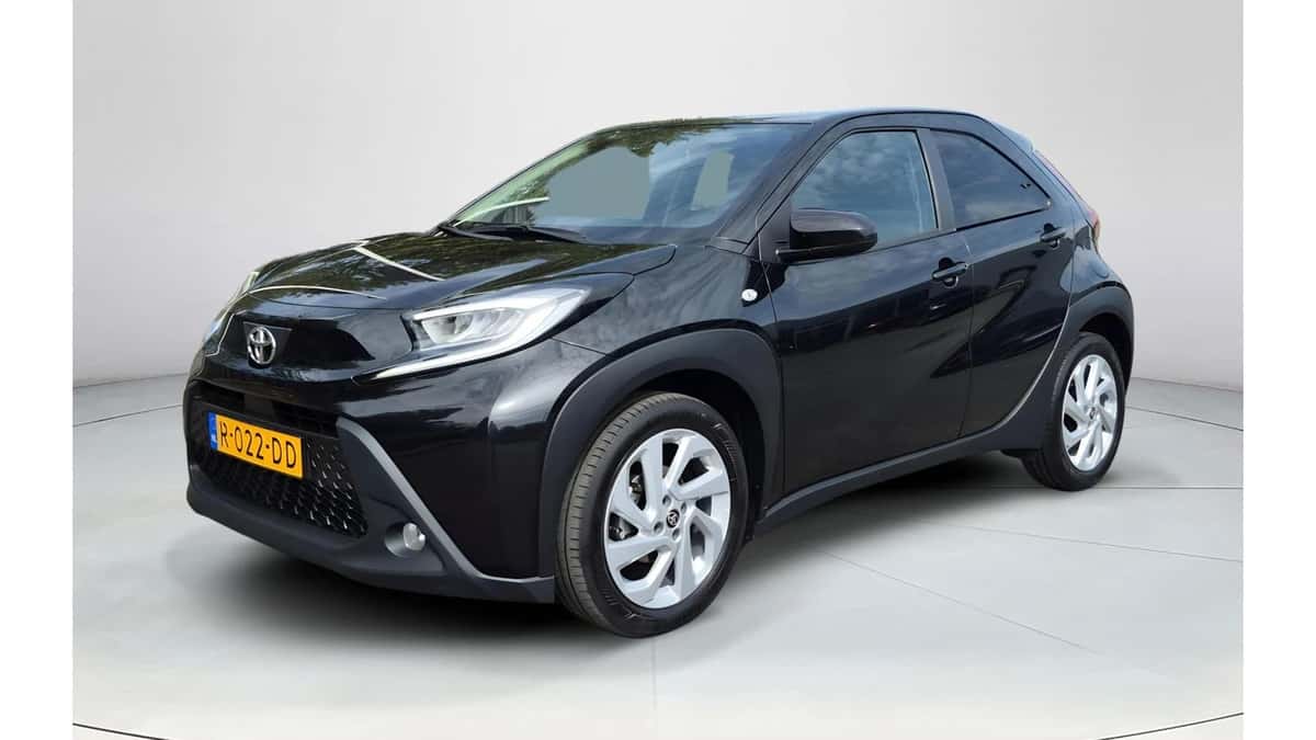 Toyota Aygo X (2022) — foto 1