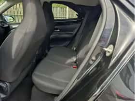 Toyota Aygo X (2022) thumbnail 12
