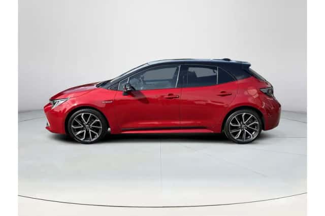 Toyota Corolla (2022) thumbnail 2
