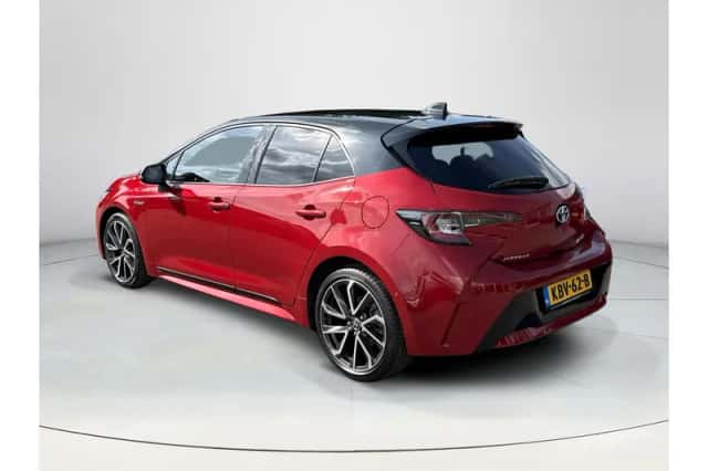 Toyota Corolla (2022) thumbnail 3
