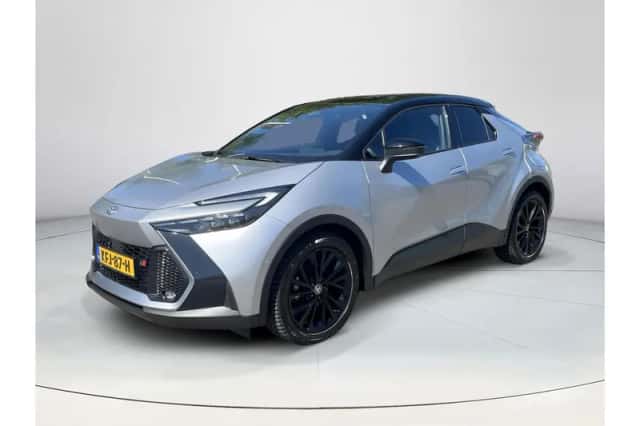 Toyota C-HR (2024) thumbnail 1