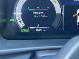 Toyota C-HR (2024) thumbnail 23