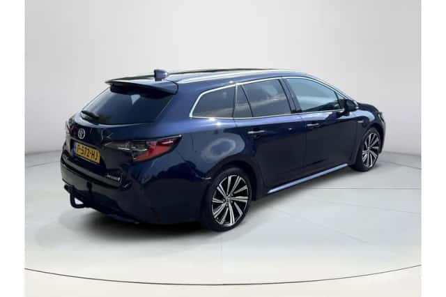 Toyota Corolla (2022) thumbnail 5