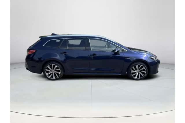 Toyota Corolla (2022) thumbnail 6