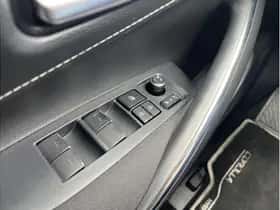Toyota Corolla (2021) thumbnail 17