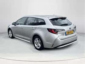 Toyota Corolla (2021) thumbnail 3