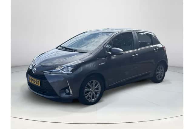 Toyota Yaris (2017) thumbnail 1