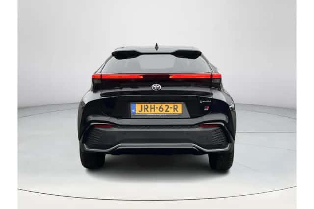 Toyota C-HR (2025) thumbnail 4