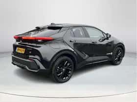 Toyota C-HR (2025) thumbnail 5