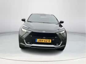 Toyota C-HR (2025) thumbnail 8