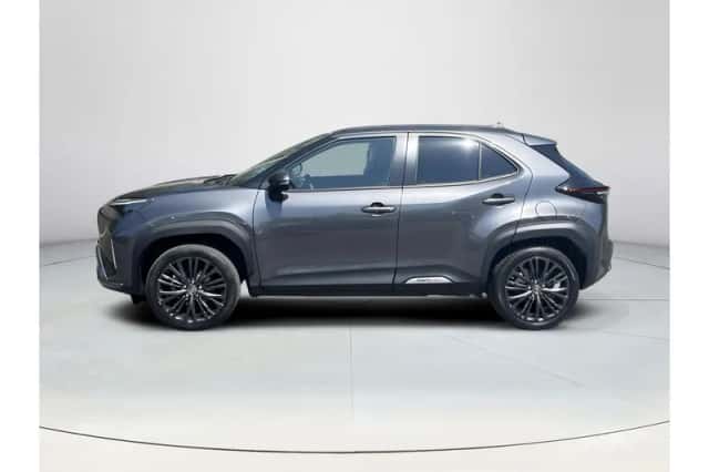 Toyota Yaris Cross (2023) thumbnail 3