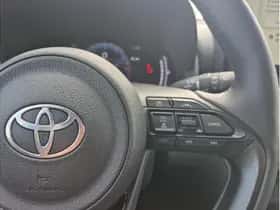 Toyota Yaris Cross (2025) thumbnail 24