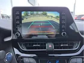 Toyota C-HR (2022) thumbnail 18
