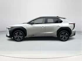 Toyota bZ4X (2025) thumbnail 2
