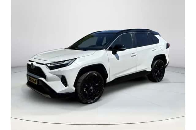 Toyota RAV4 (2024) thumbnail 1