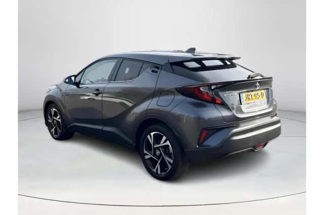 Toyota C-HR (2023) thumbnail 3