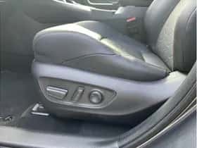 Toyota RAV4 (2023) thumbnail 14