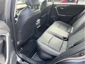 Toyota RAV4 (2023) thumbnail 15