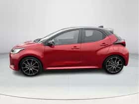 Toyota Yaris (2022) thumbnail 2