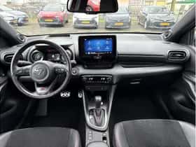 Toyota Yaris (2022) thumbnail 15