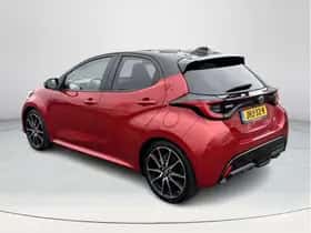 Toyota Yaris (2022) thumbnail 3