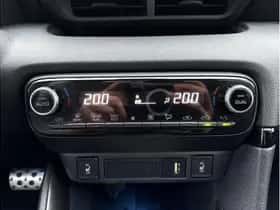 Toyota Yaris (2022) thumbnail 23