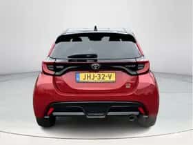 Toyota Yaris (2022) thumbnail 4
