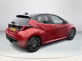 Toyota Yaris (2022) thumbnail 5